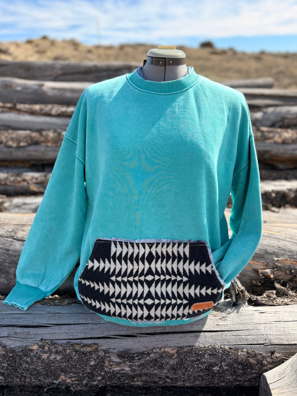 Crew Neck Sweatshirt - Medium