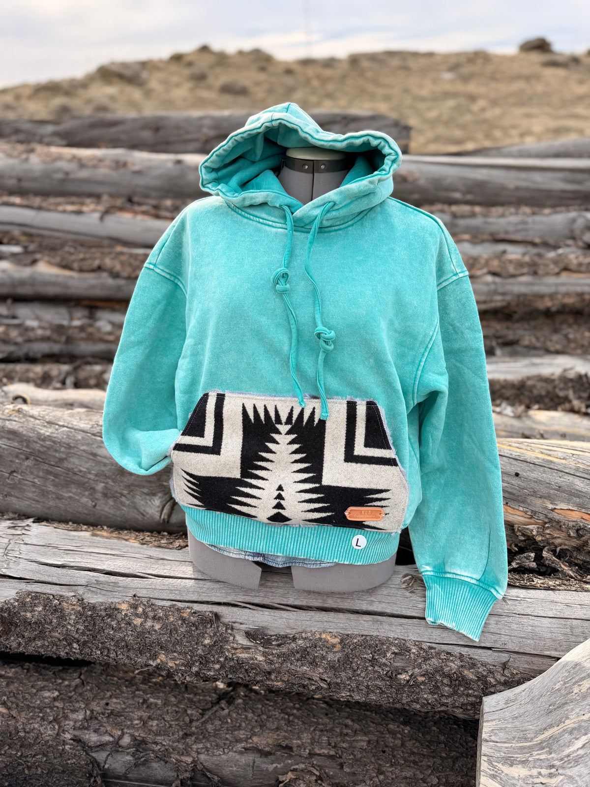 CROP Hoodie Sweatshirt - Large