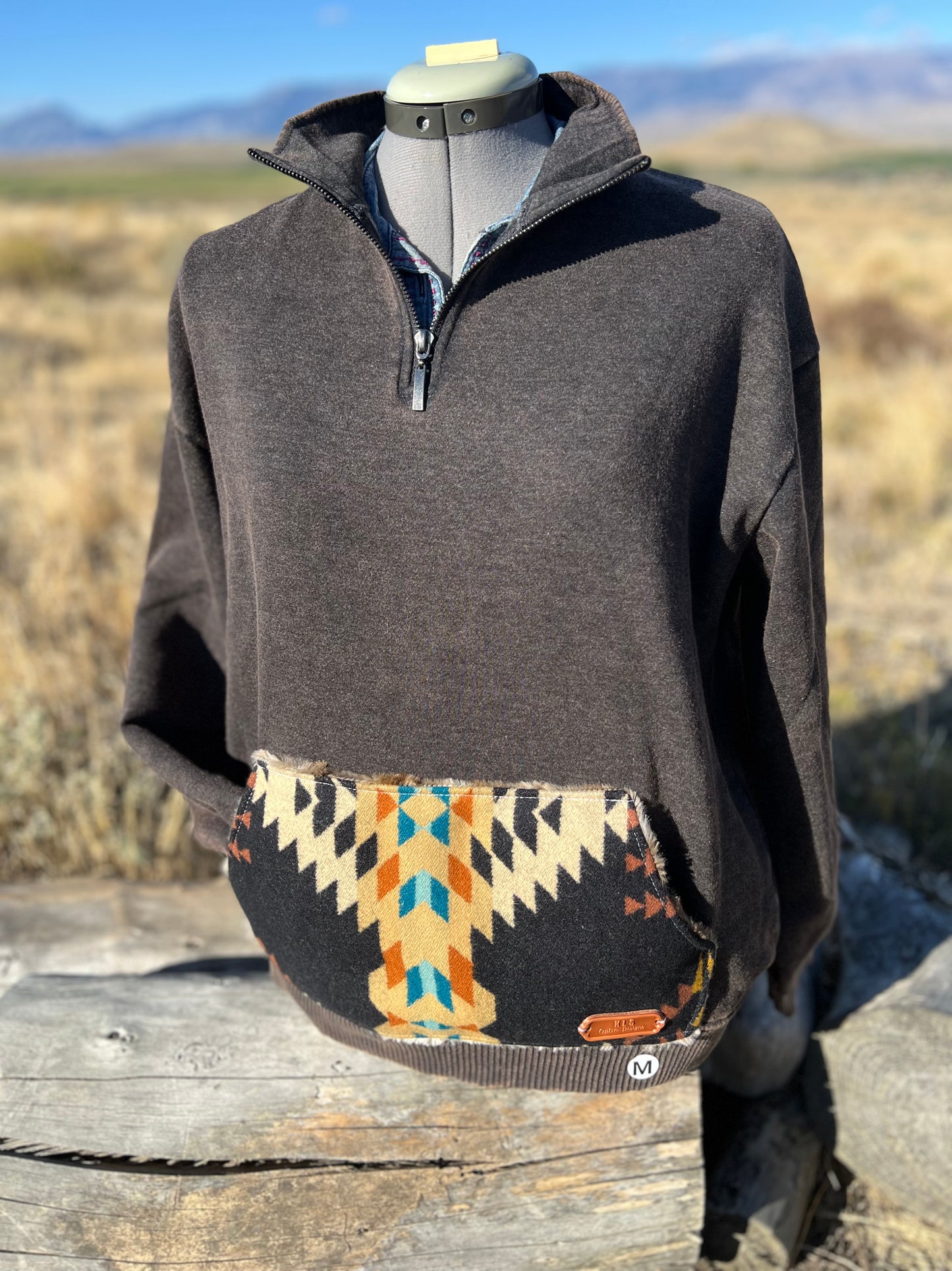 1/4 Zip Sweatshirt - Medium