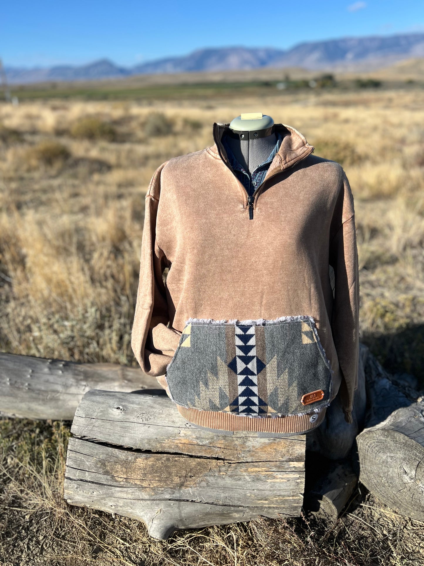 1/4 Zip Sweatshirt - Small