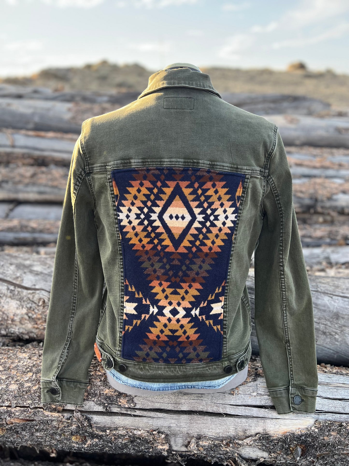 Olive Jacket with Pendleton ~Ladies L