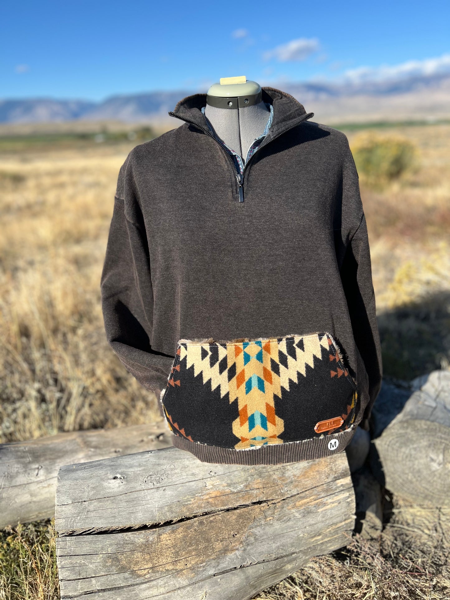1/4 Zip Sweatshirt - Medium