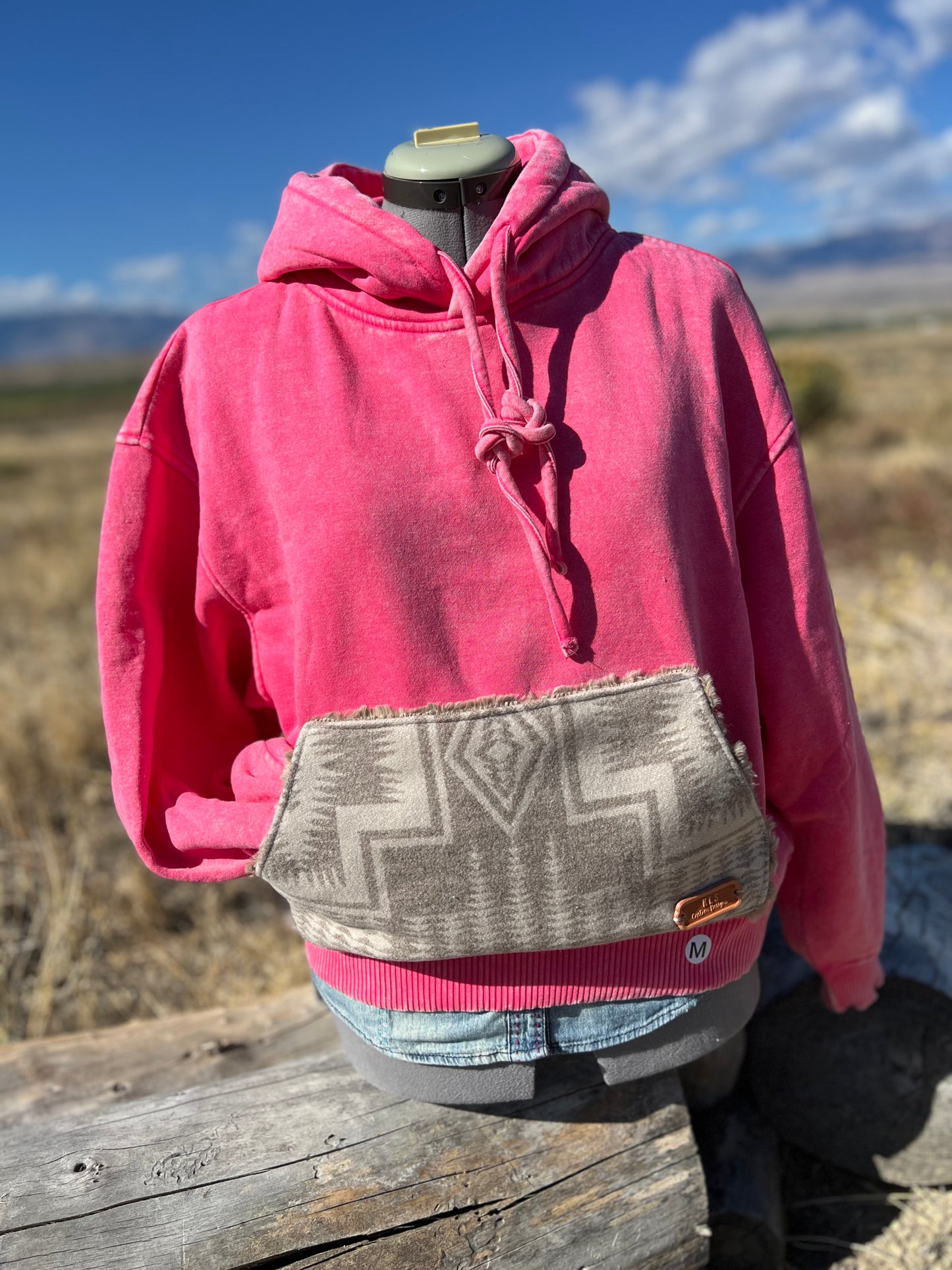 CROP Hoodie Sweatshirt - Medium