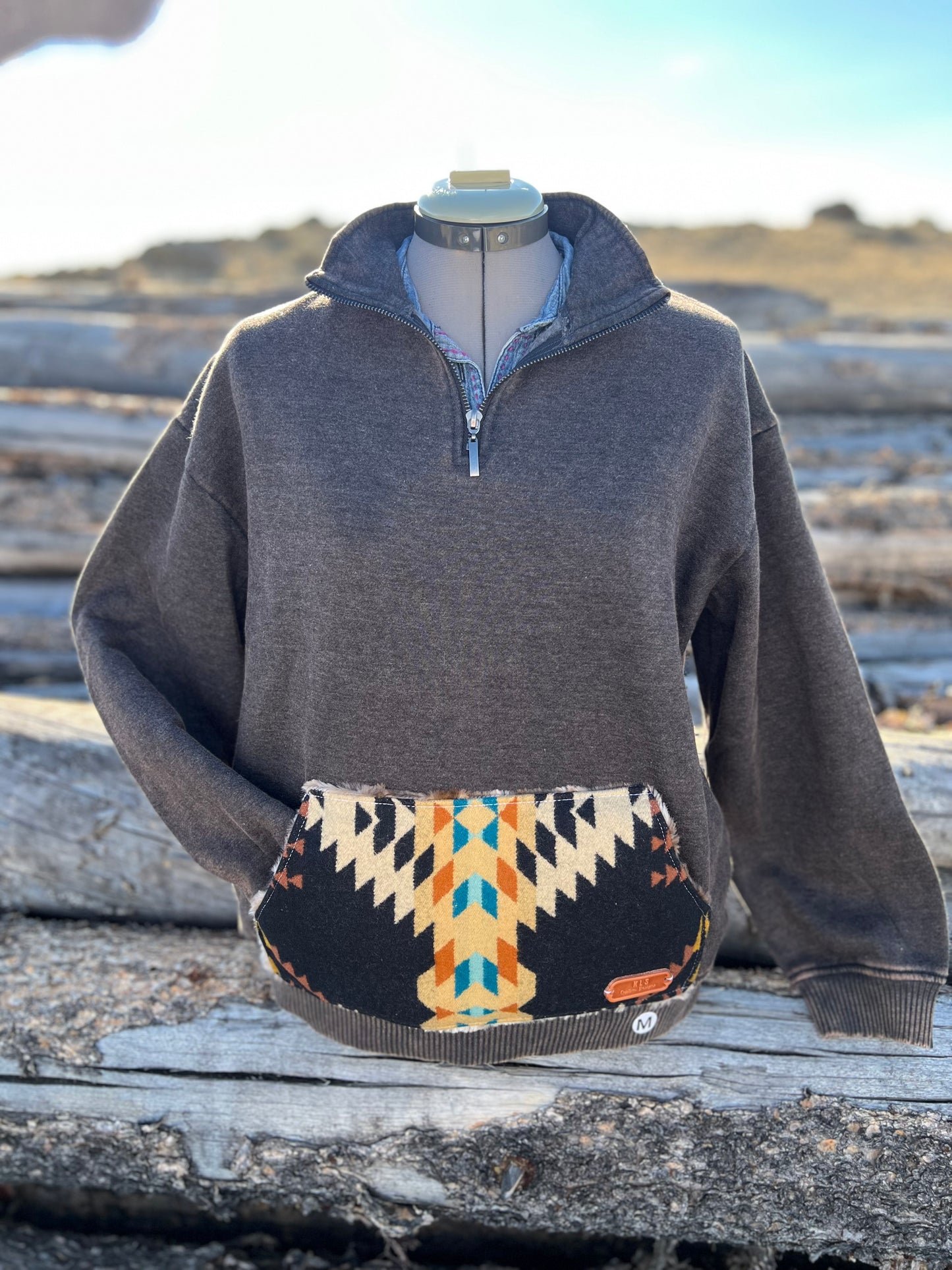 1/4 Zip Sweatshirt - Medium