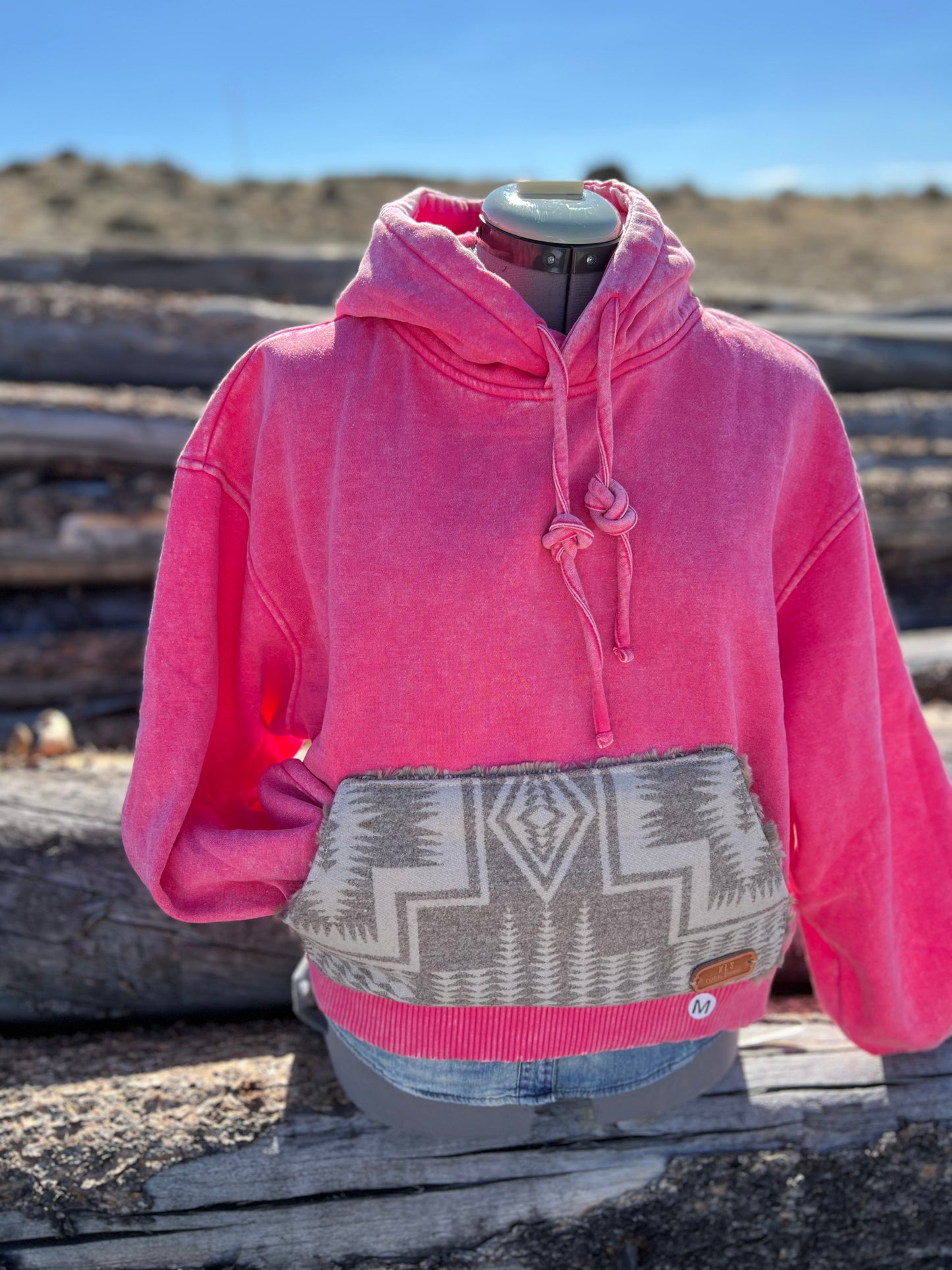 CROP Hoodie Sweatshirt - Medium