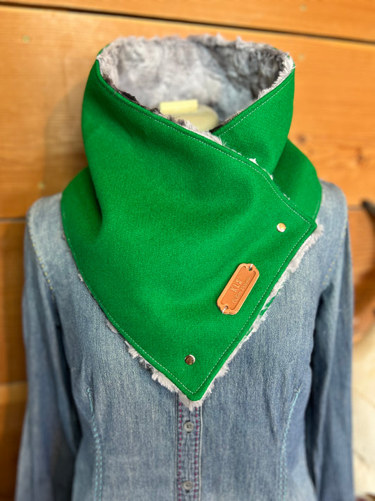 Neck Cowl - Kelly Green