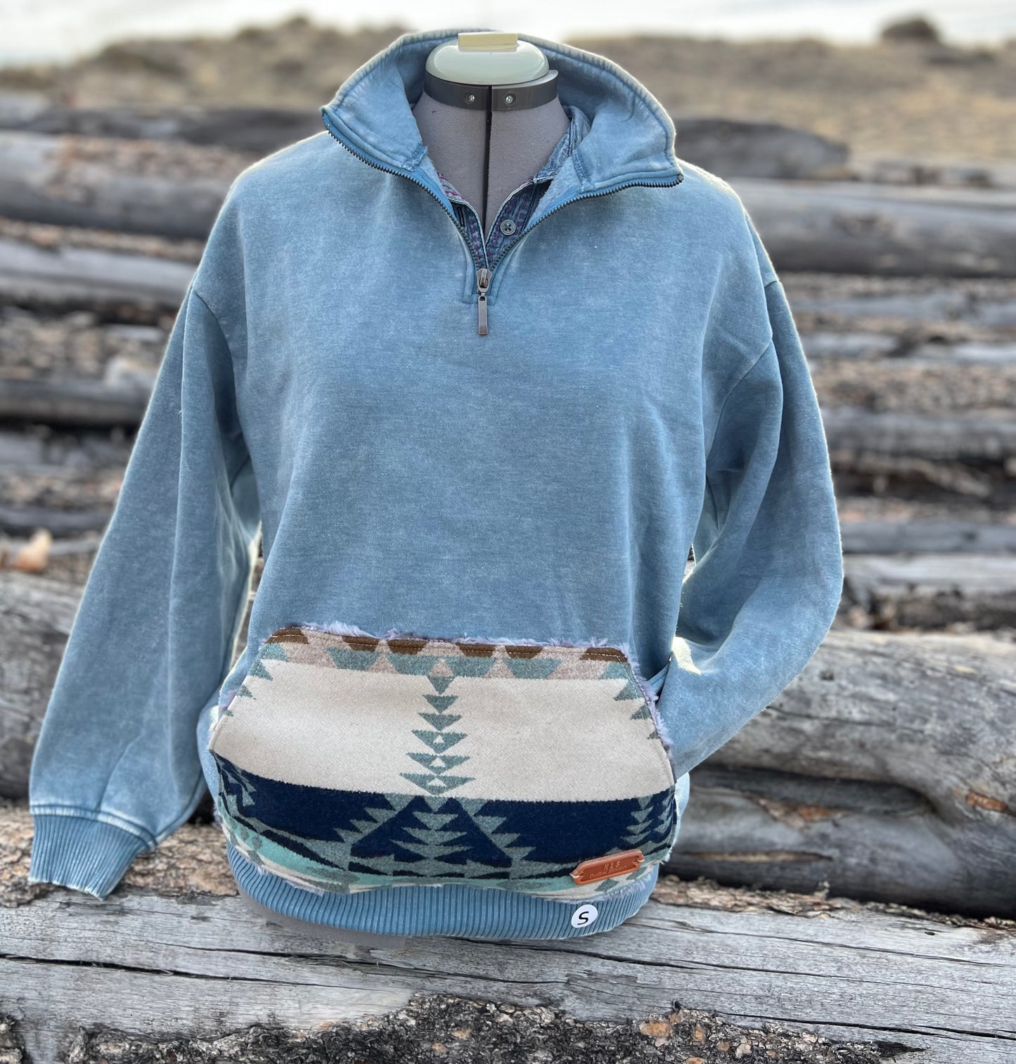 1/4 Zip Sweatshirt - Small