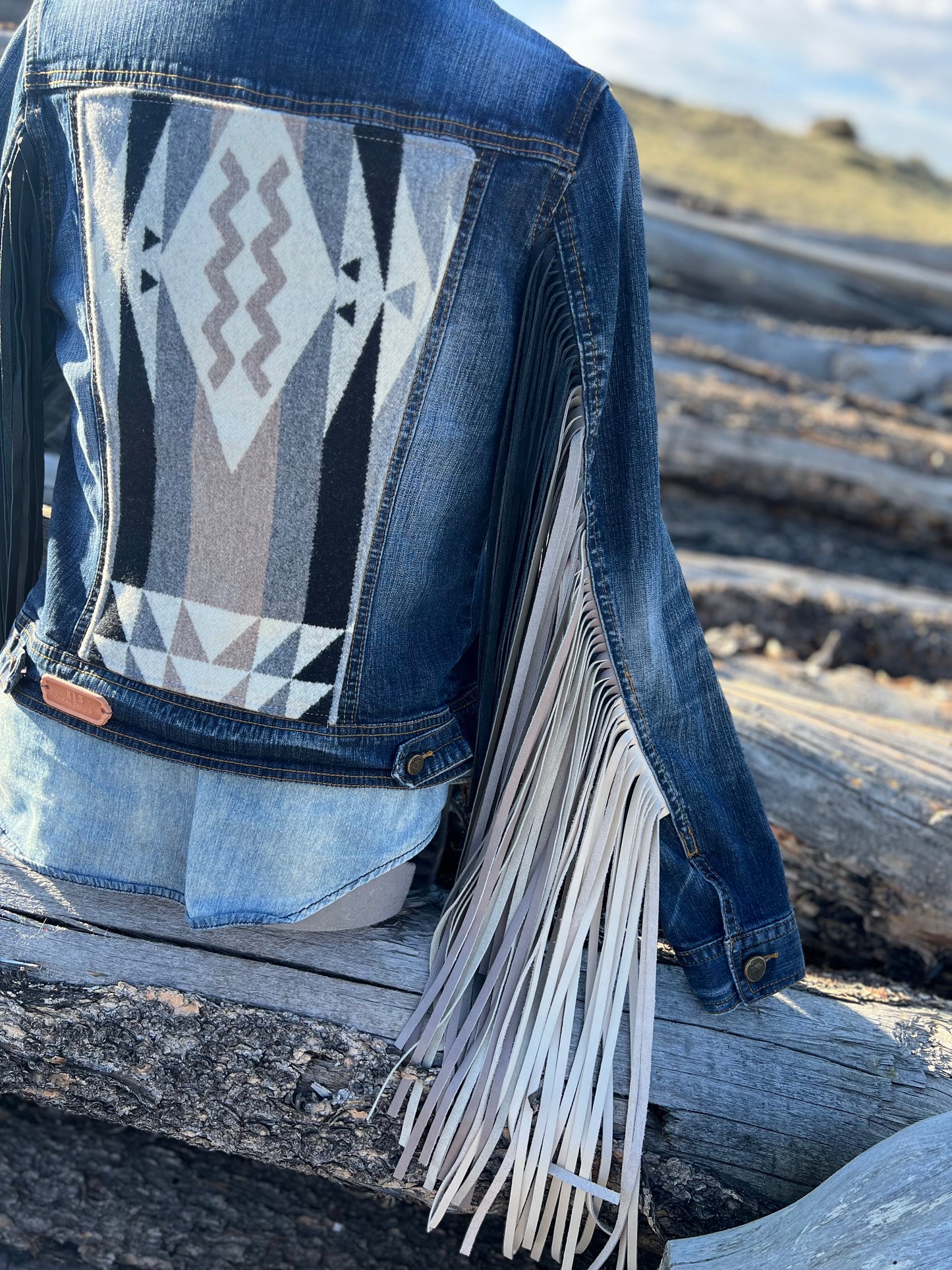 Fringe Jacket with Pendleton ~Ladies M/L