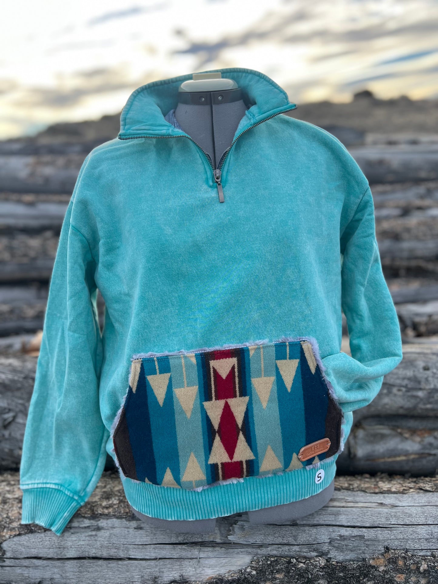 1/4 Zip Sweatshirt - Small