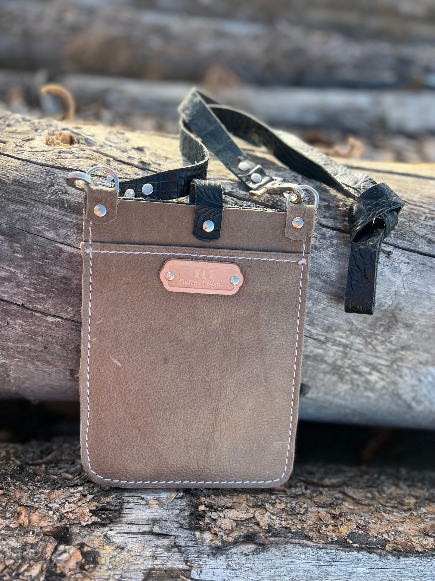 Cellphone Crossbody