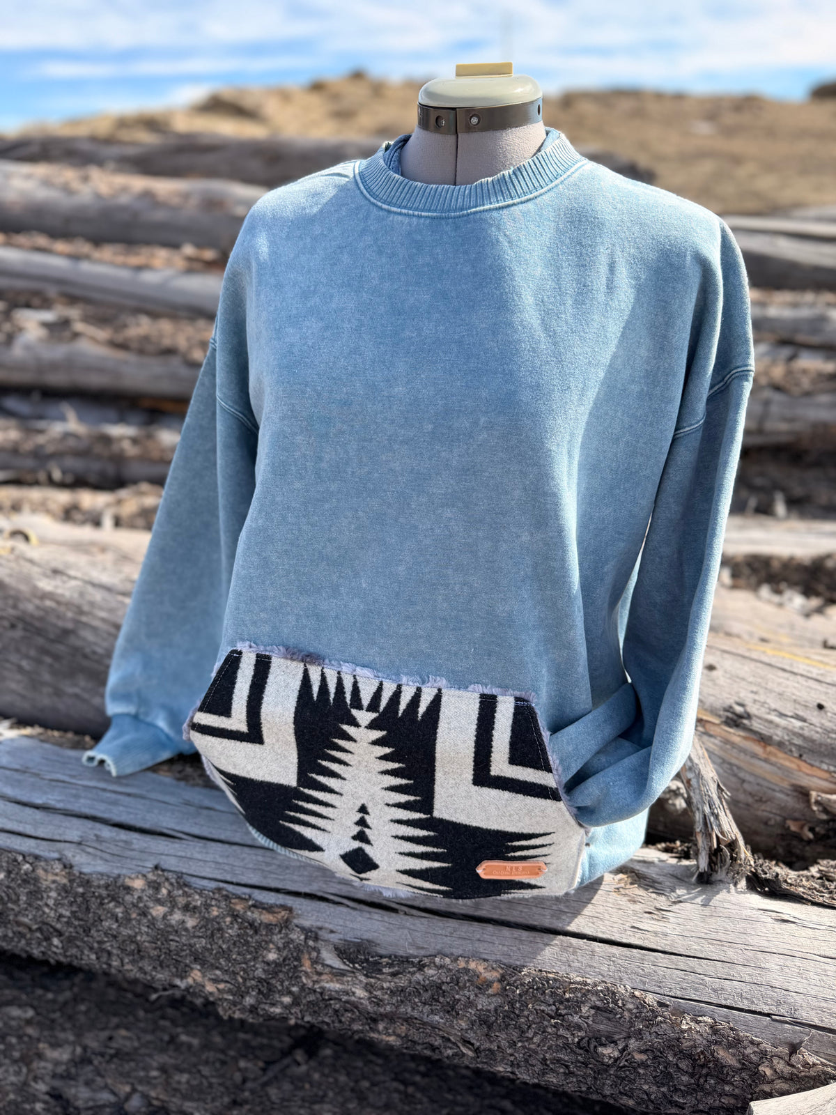 Crew Neck Sweatshirt - Medium
