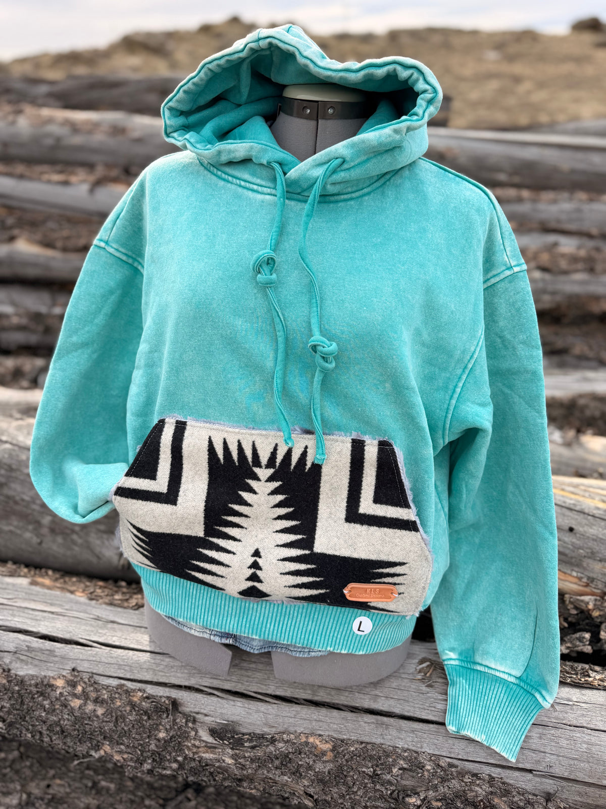 CROP Hoodie Sweatshirt - Large