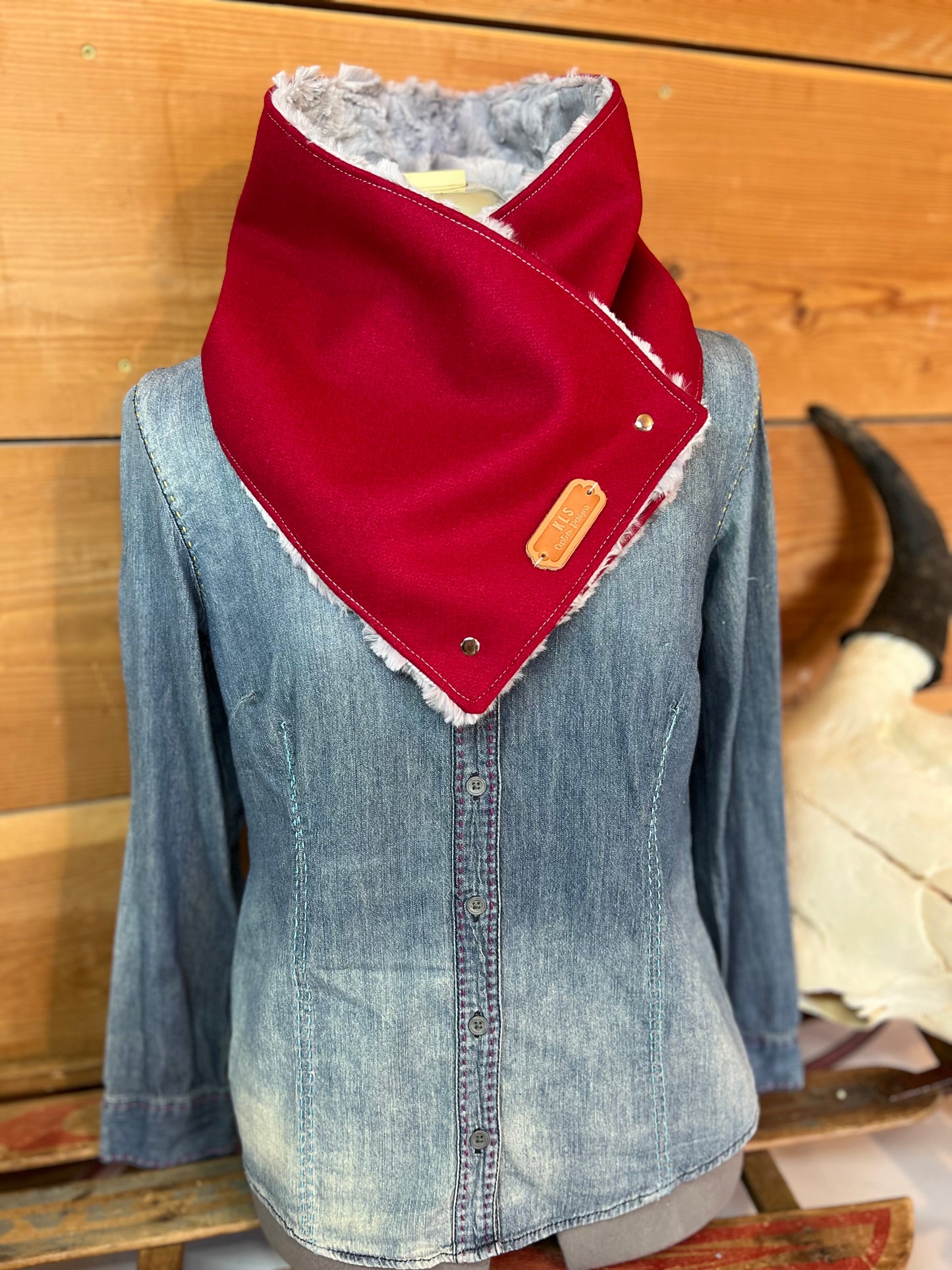 Neck Cowl - Red