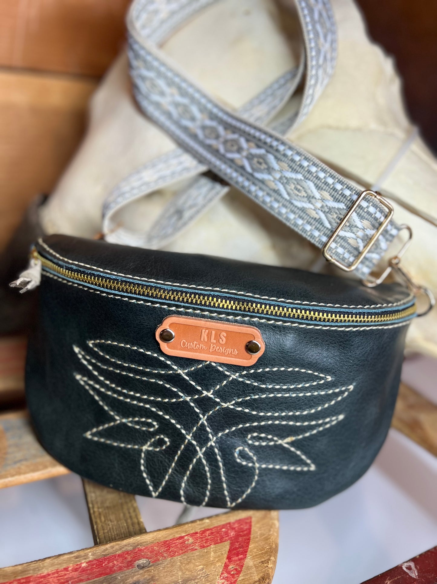 Sling Bag - Boot Stitch - Marine Blue