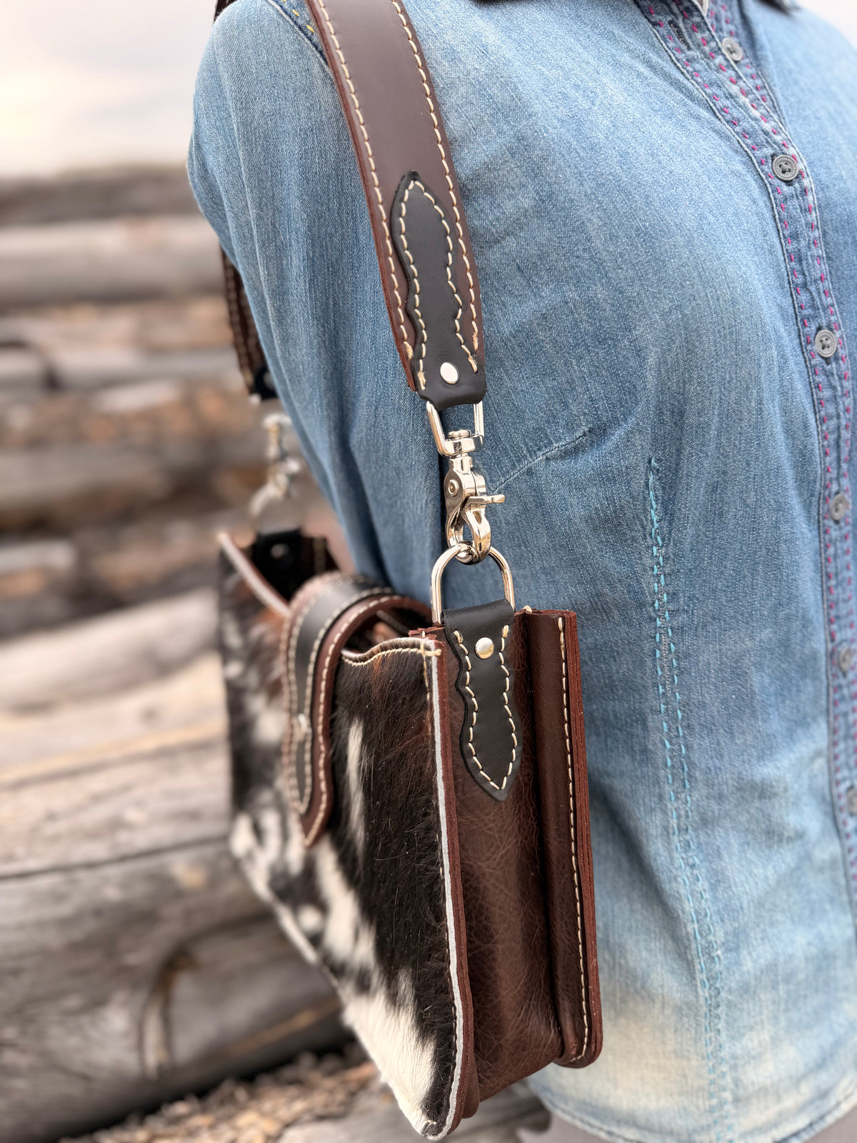 Shoulder Bag - Brown+Black