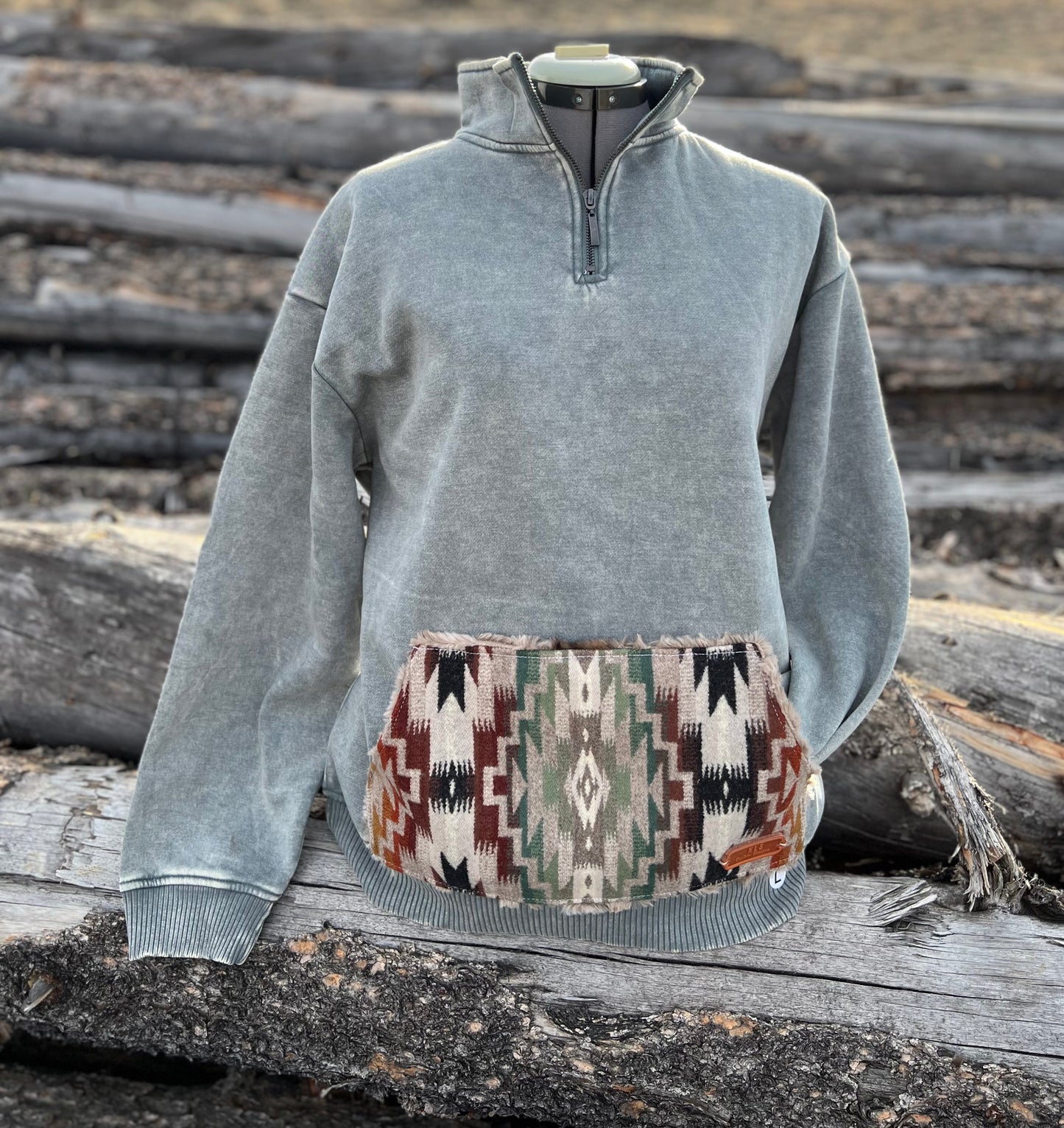 1/4 Zip Sweatshirt - Large