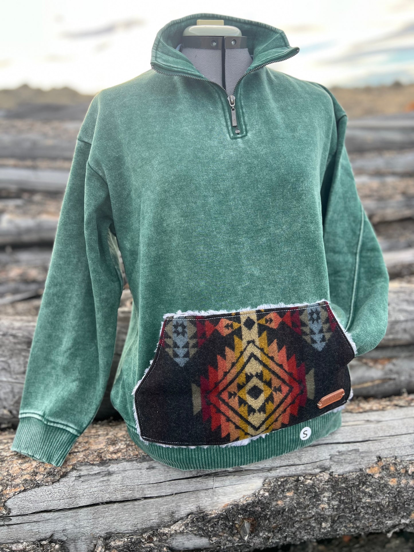 1/4 Zip Sweatshirt - Small