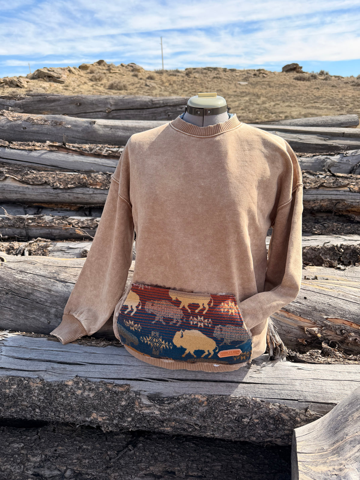 Crew Neck Sweatshirt - Medium