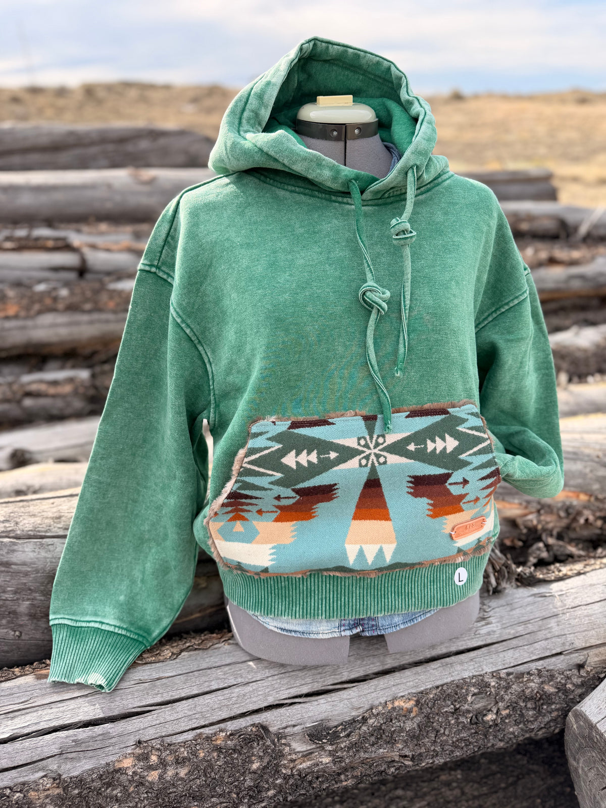 CROP Hoodie Sweatshirt - Large