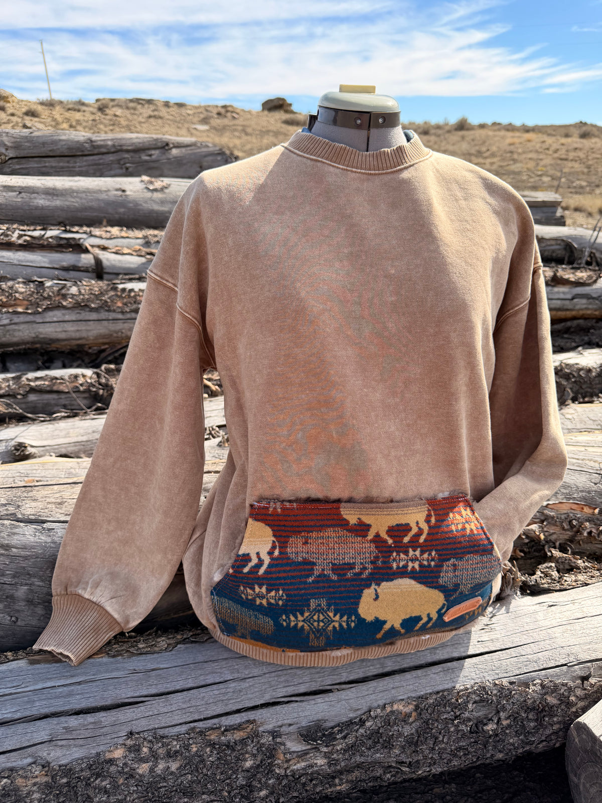 Crew Neck Sweatshirt - Medium