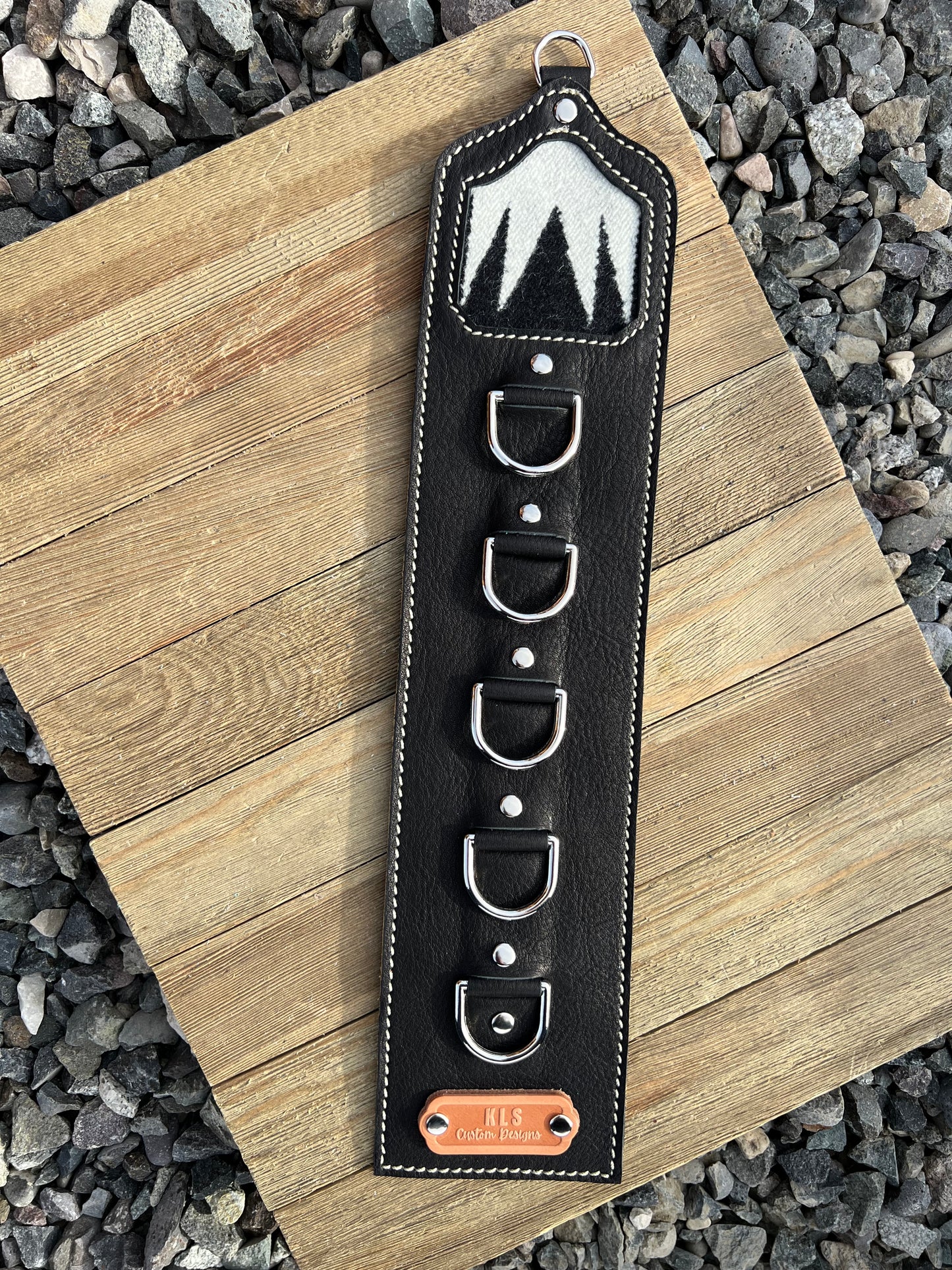 5 Ring Leather Wild Rag Holder