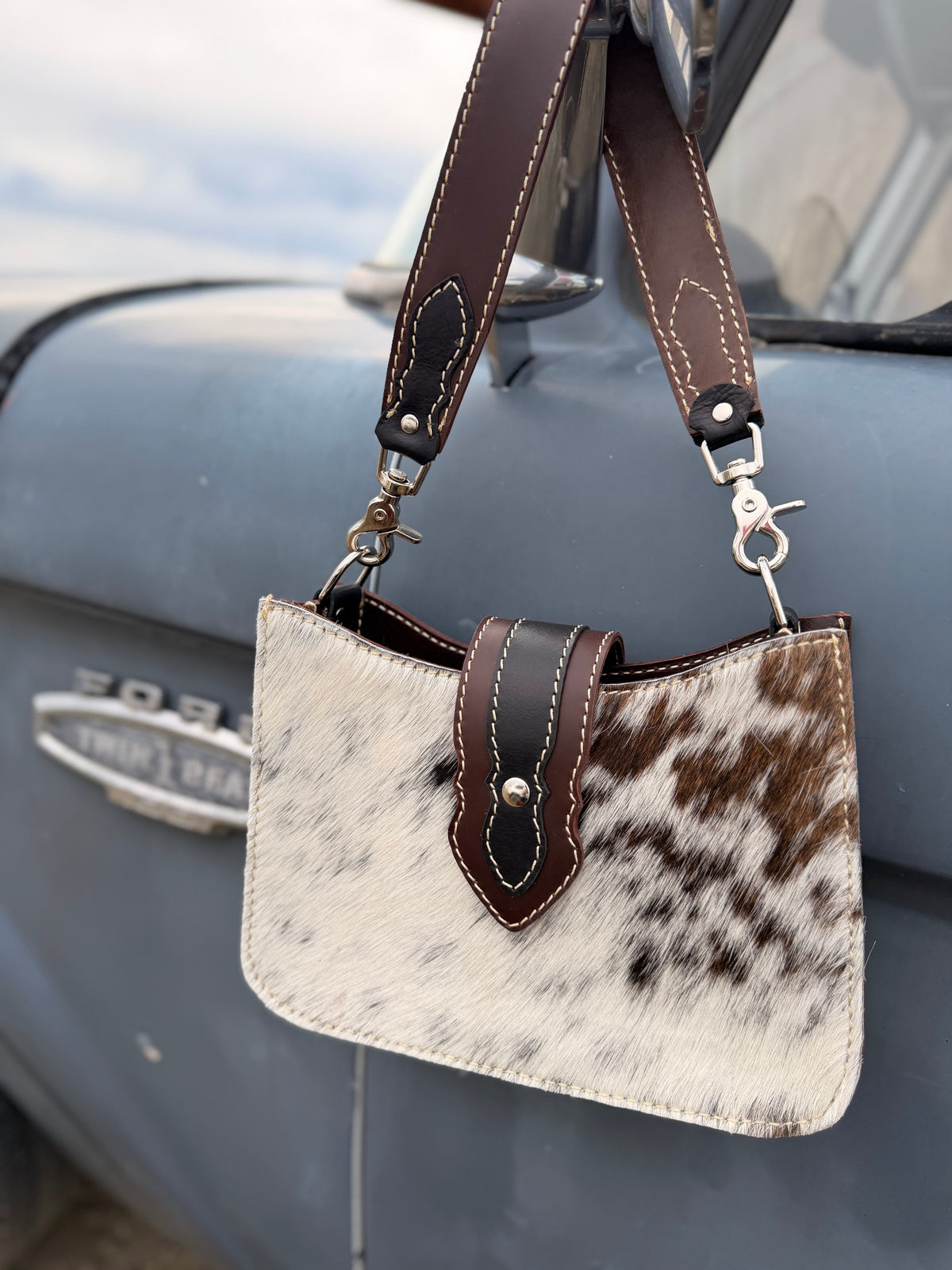 Shoulder Bag - Chocolate+Black