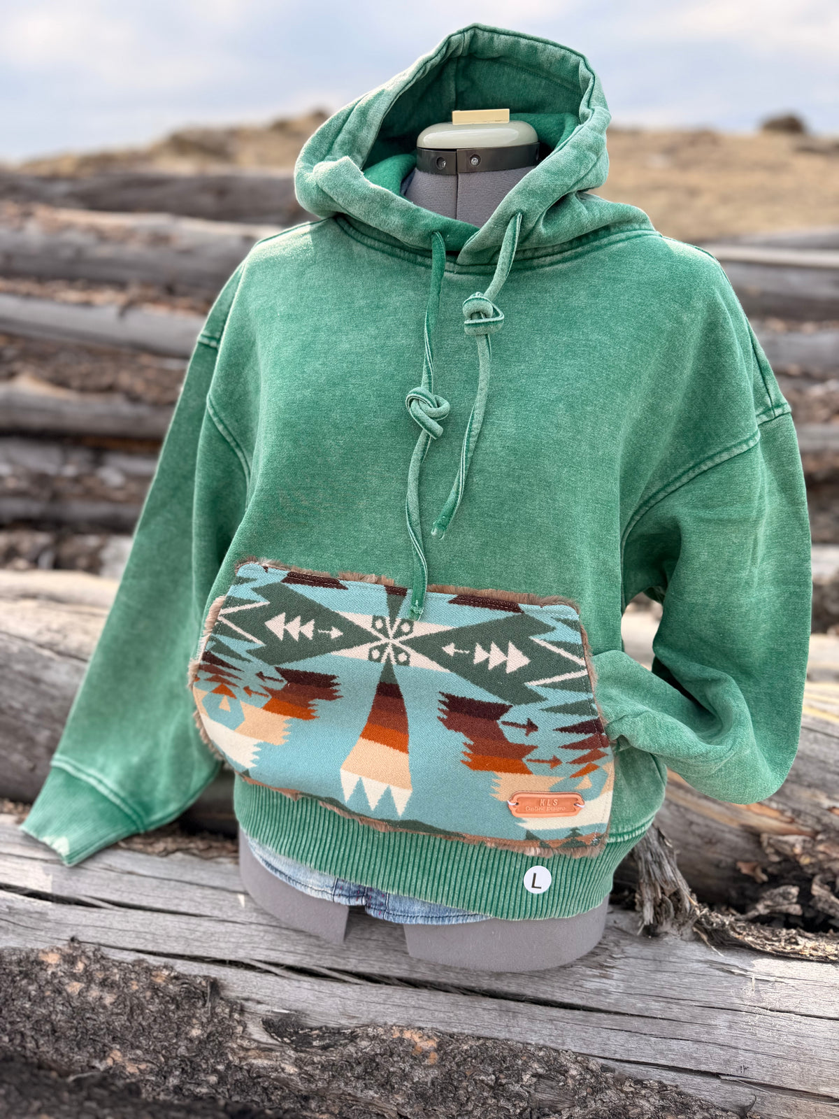 CROP Hoodie Sweatshirt - Large