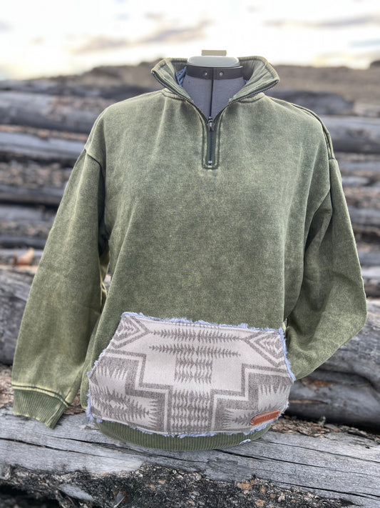 1/4 Zip Sweatshirt - Medium