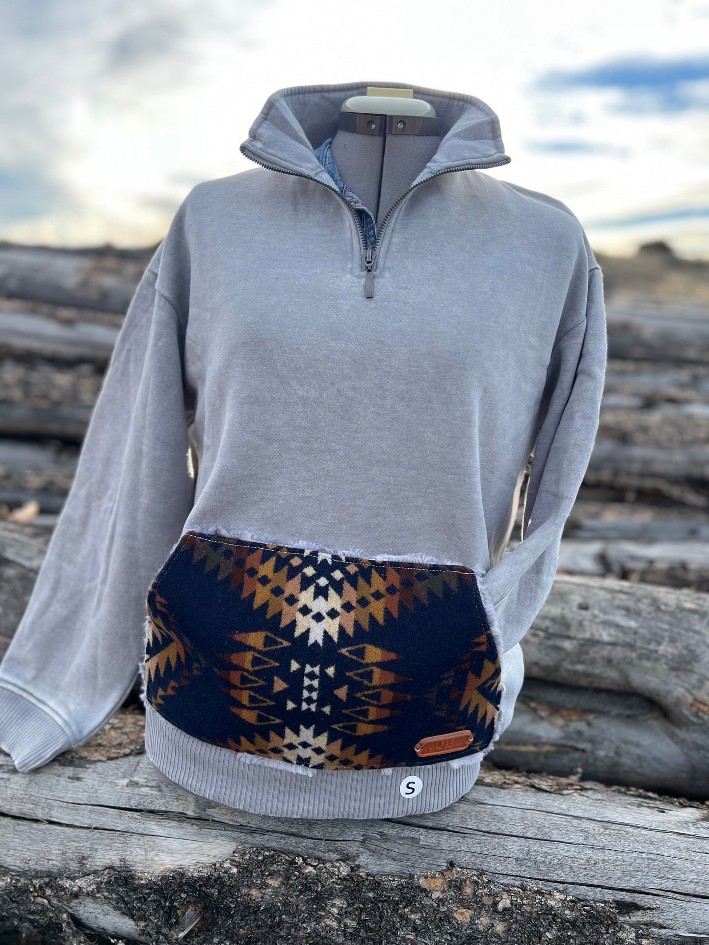 1/4 Zip Sweatshirt - Small