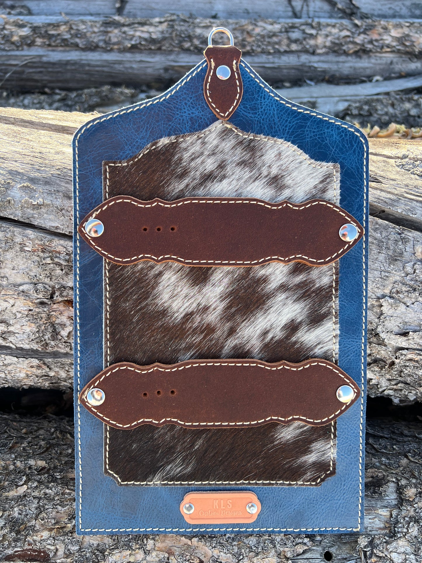 Buckle Display - 2 Buckles