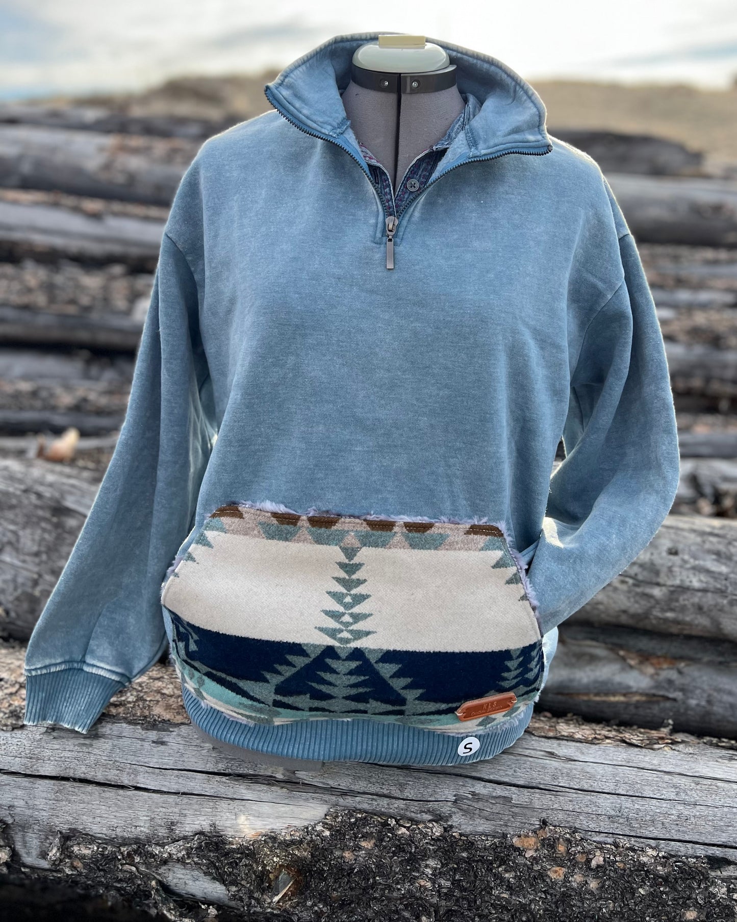 1/4 Zip Sweatshirt - Small