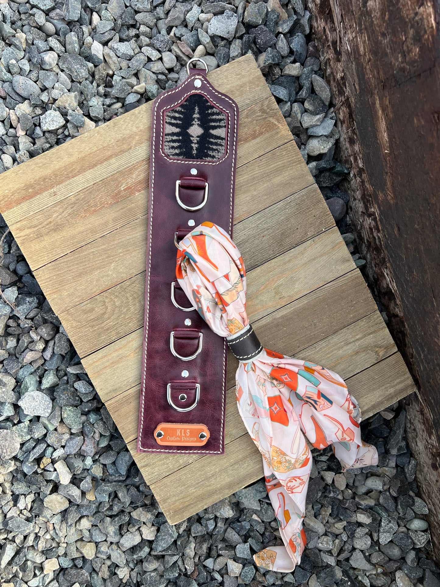 5 Ring Leather Wild Rag Holder