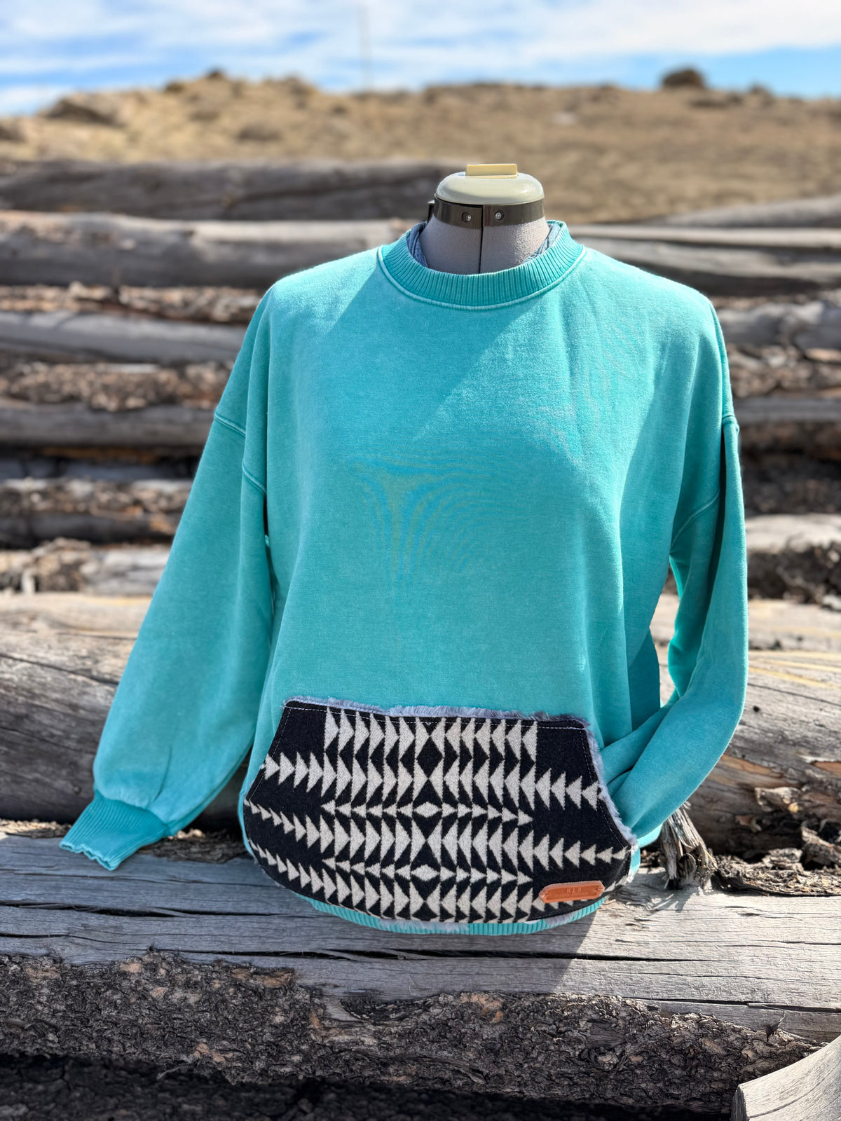 Crew Neck Sweatshirt - Medium