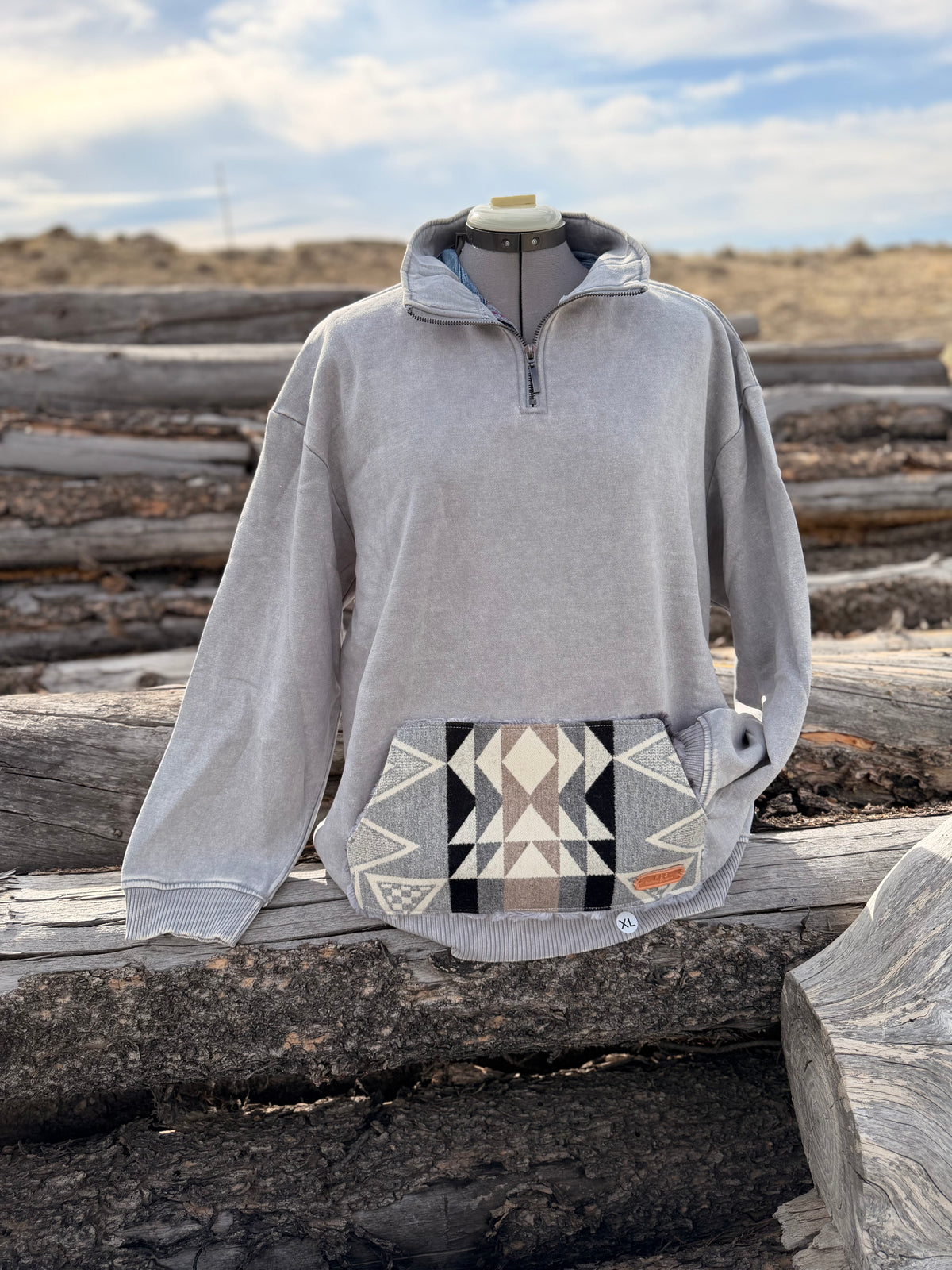 1/4 Zip Sweatshirt - XL