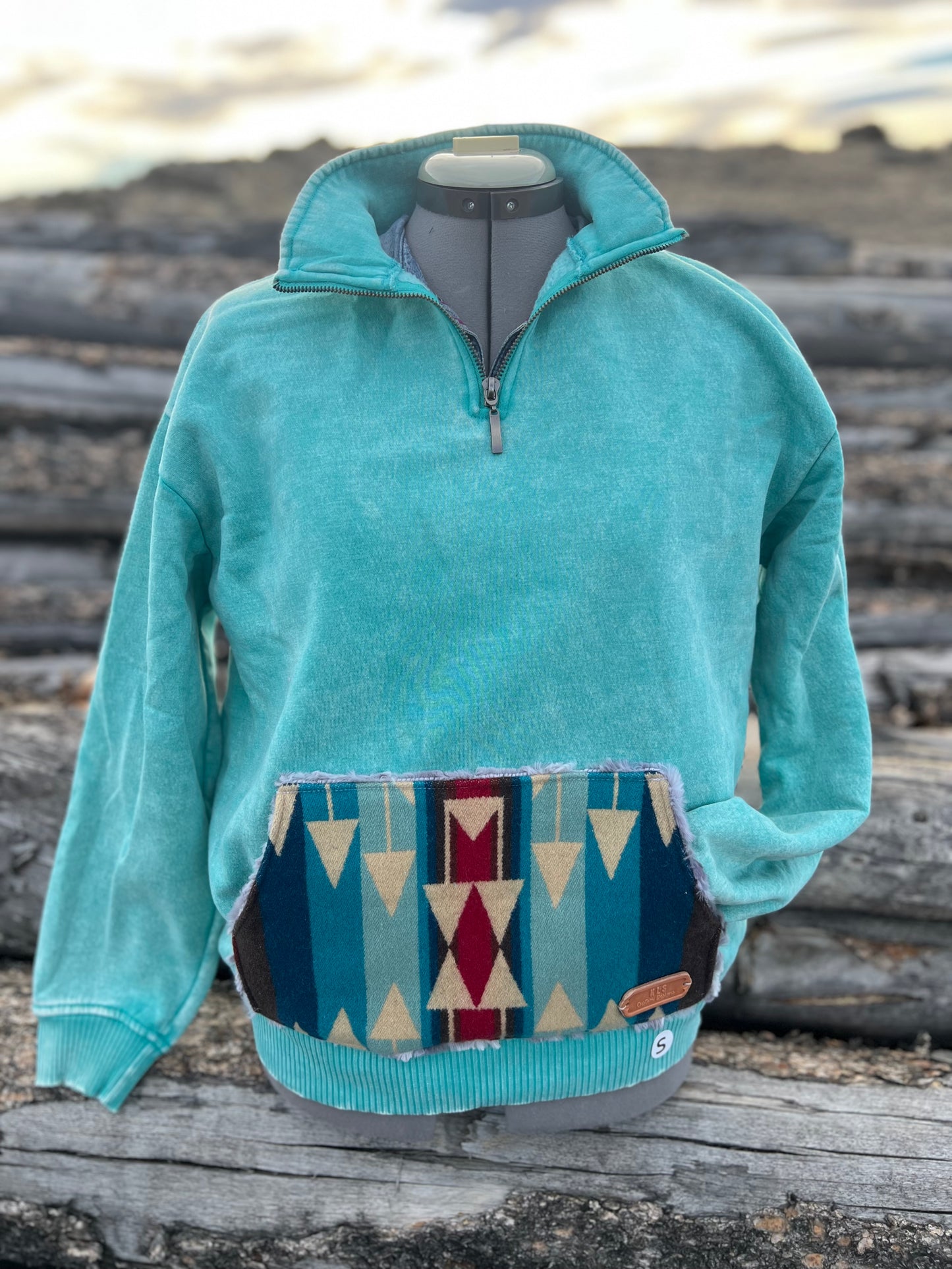 1/4 Zip Sweatshirt - Small