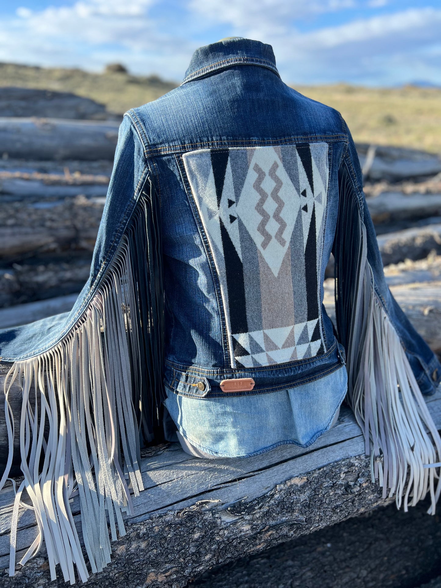 Fringe Jacket with Pendleton ~Ladies M/L