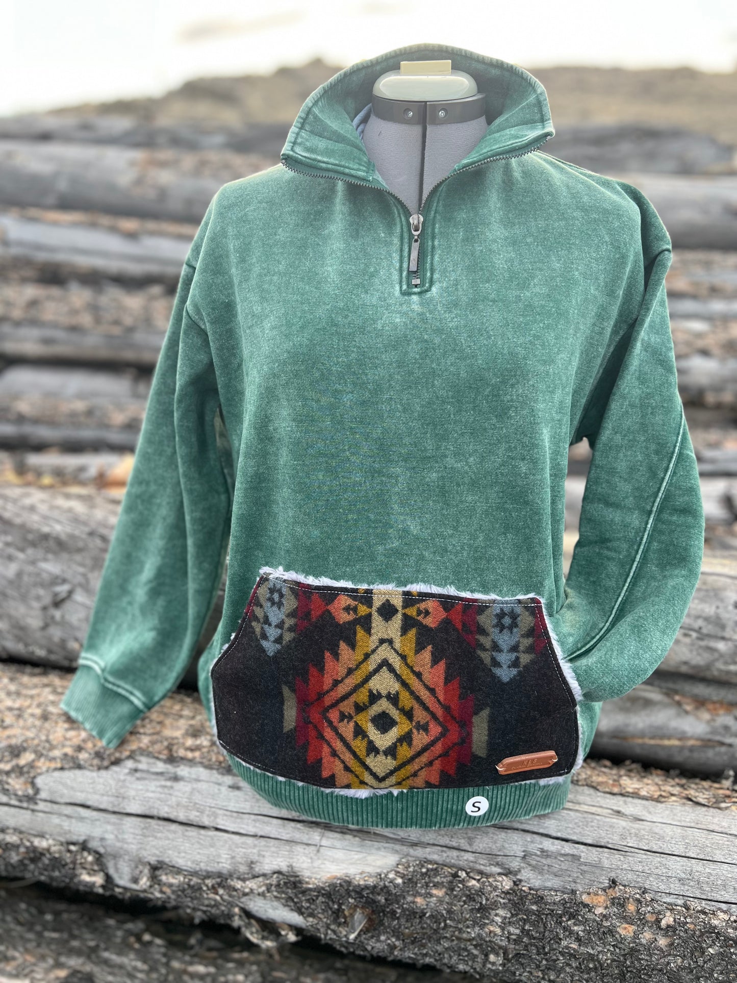 1/4 Zip Sweatshirt - Small