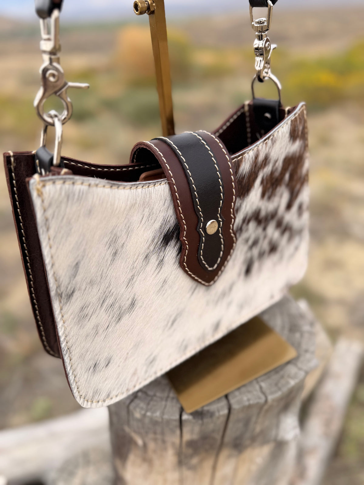Shoulder Bag - Chocolate+Black