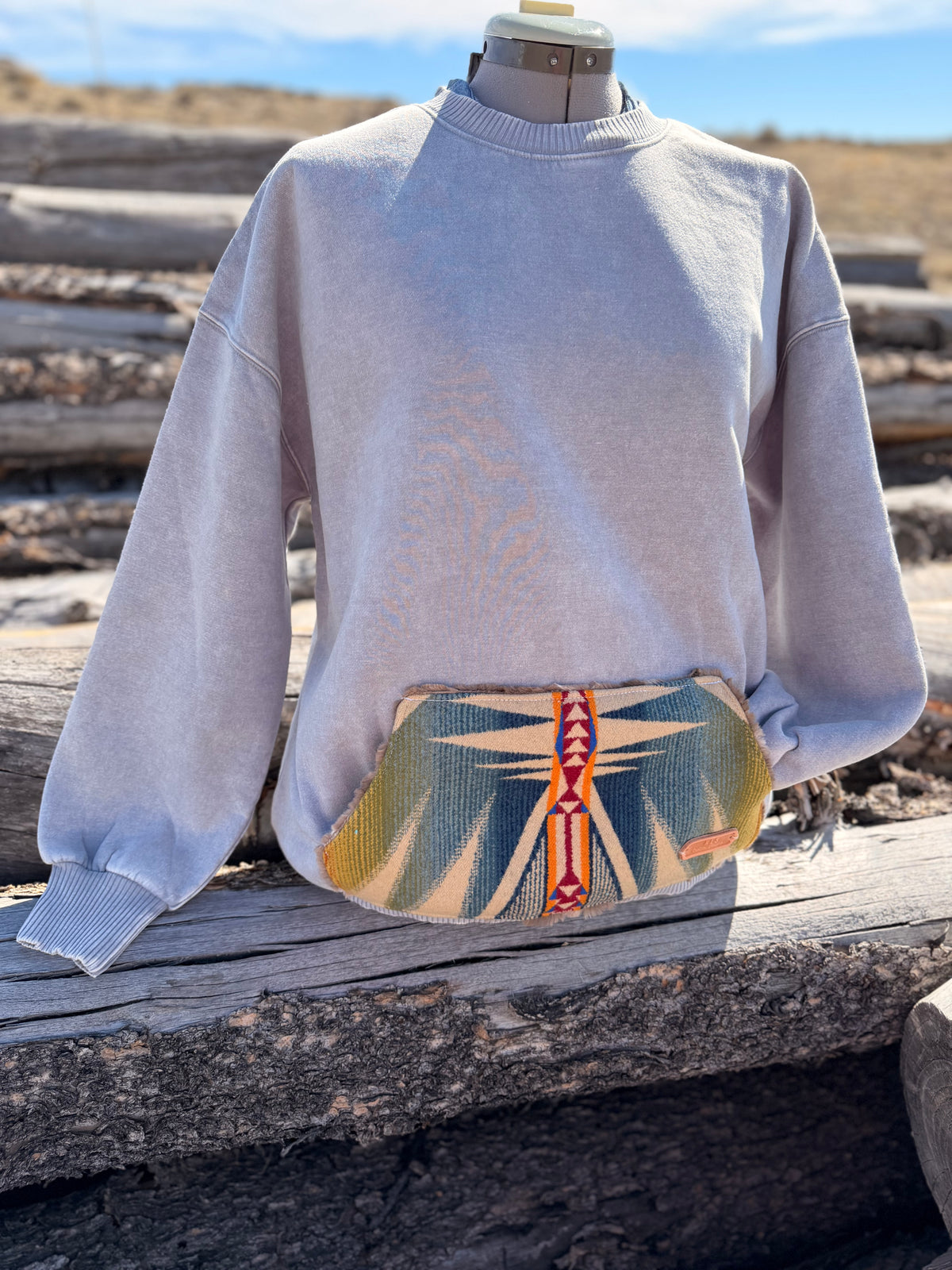 Crew Neck Sweatshirt - Large