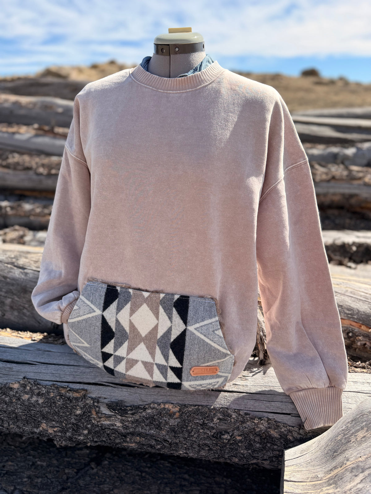 Crew Neck Sweatshirt - Large