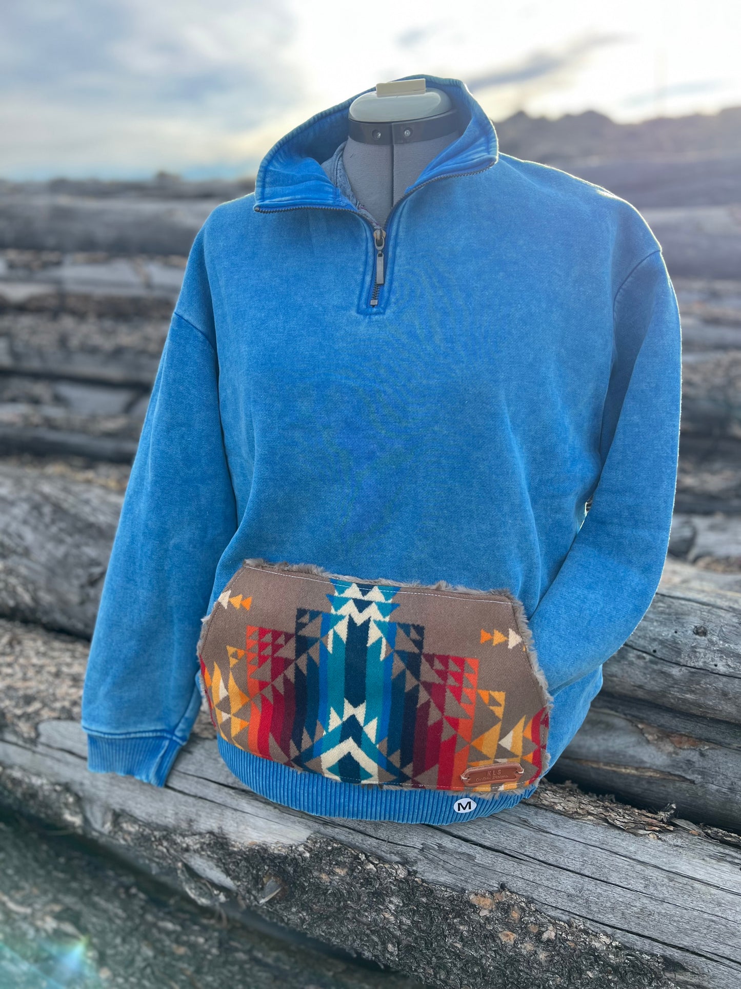 1/4 Zip Sweatshirt - Medium