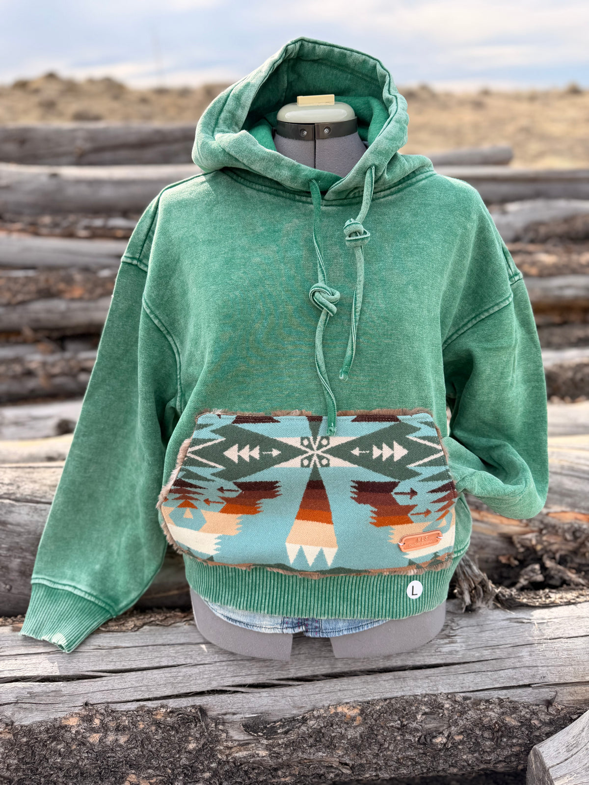 CROP Hoodie Sweatshirt - Large