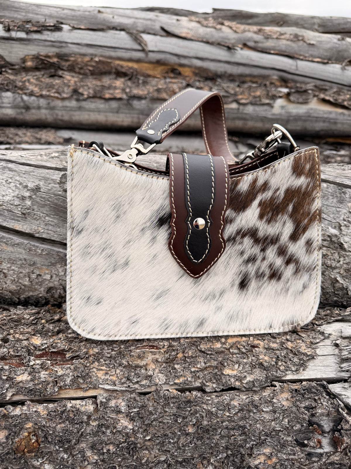Shoulder Bag - Chocolate+Black