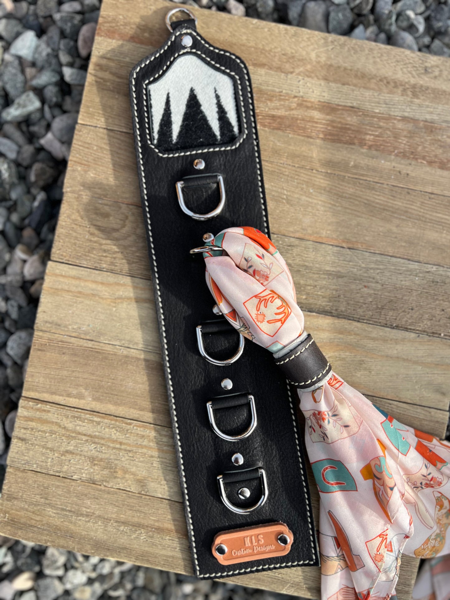 5 Ring Leather Wild Rag Holder